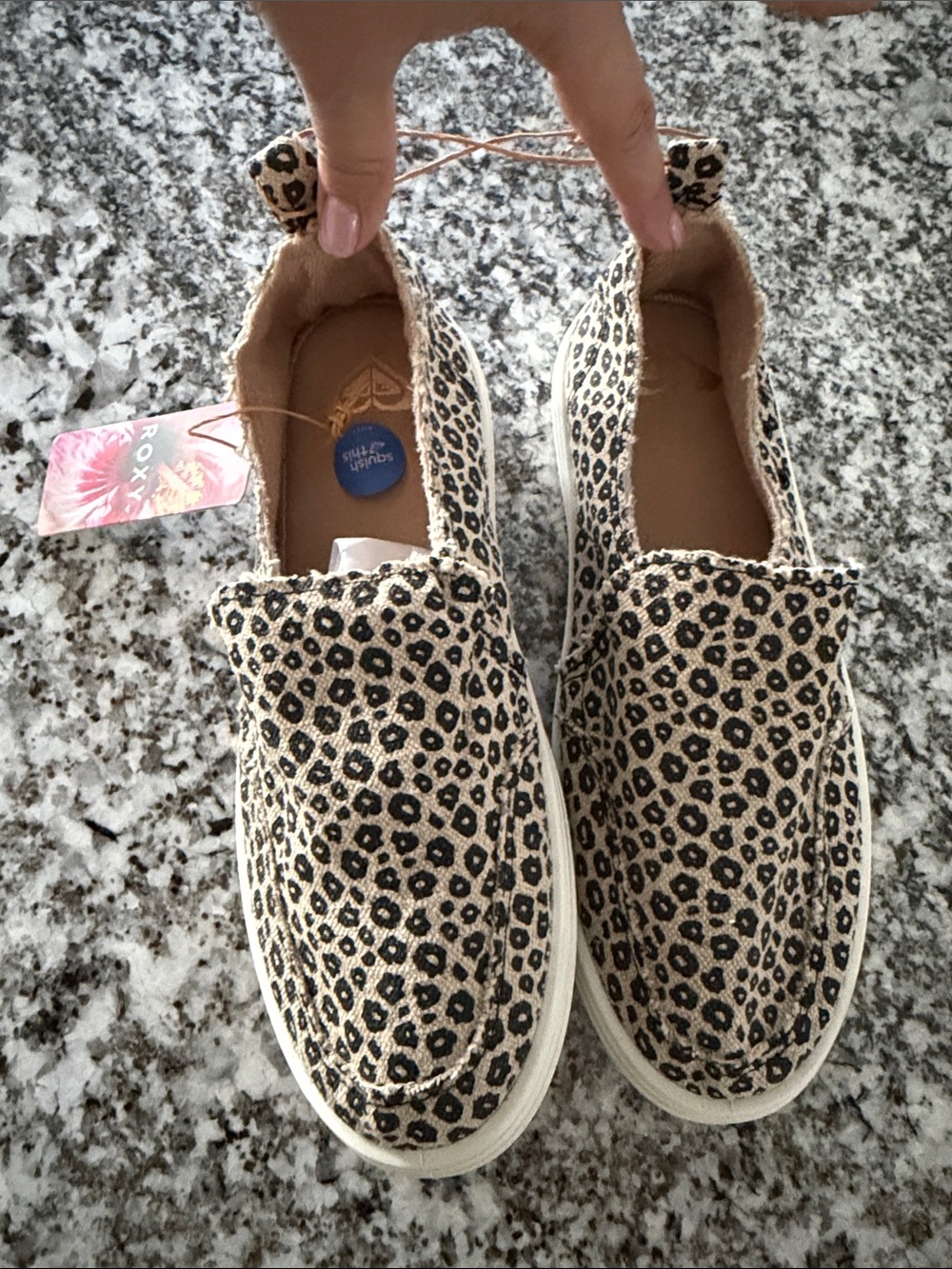 NWT Roxy Leopard Slip Ons - Picture 3 of 4